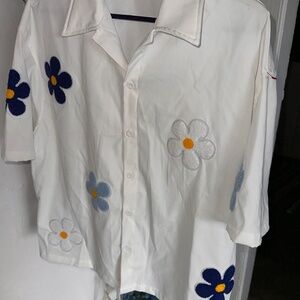 Manfinity Urban Chill Floral Shirt Small